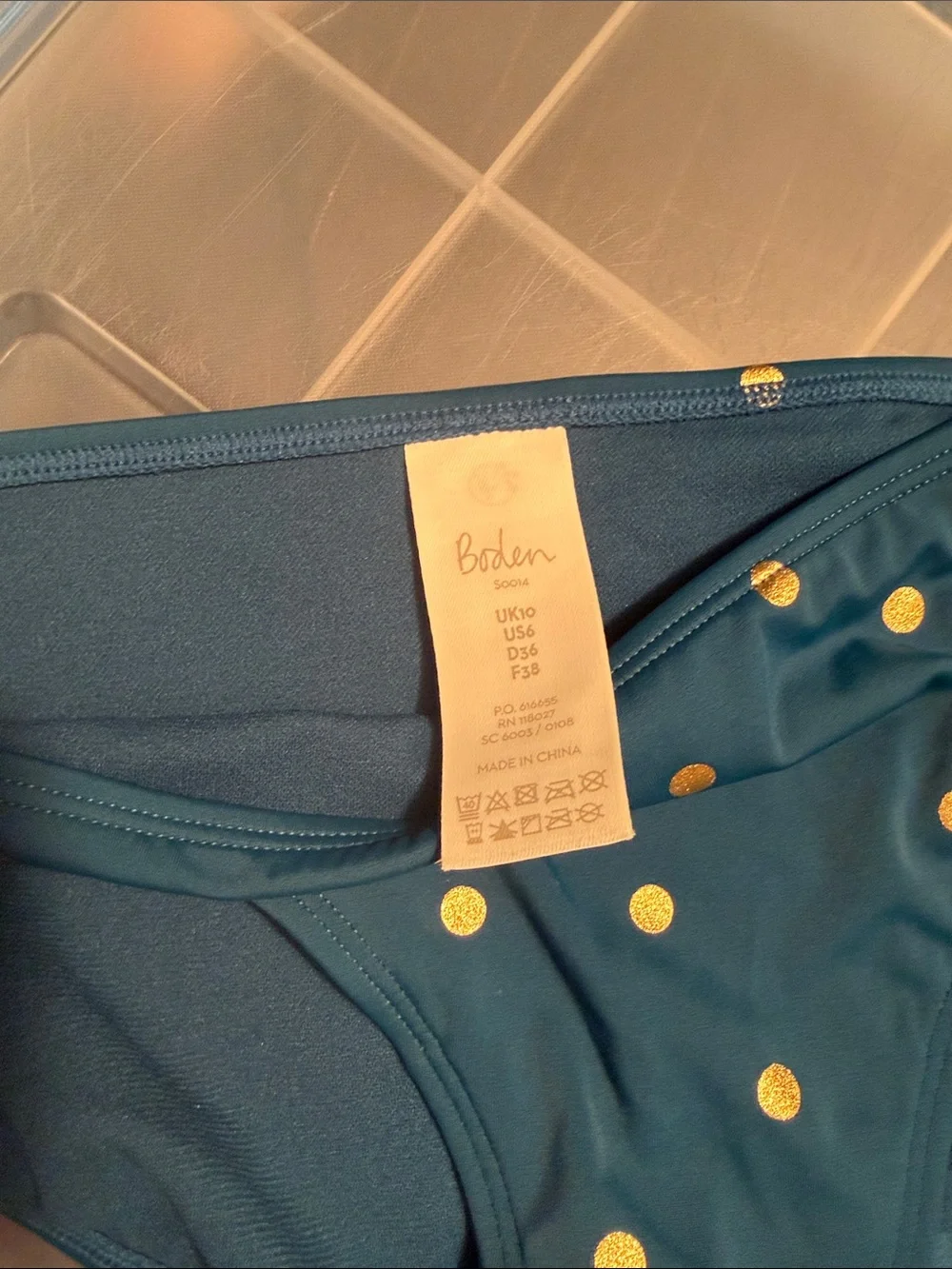 Boden Swim bikini 👙 bottom with gold polka dots , sz 6. D23